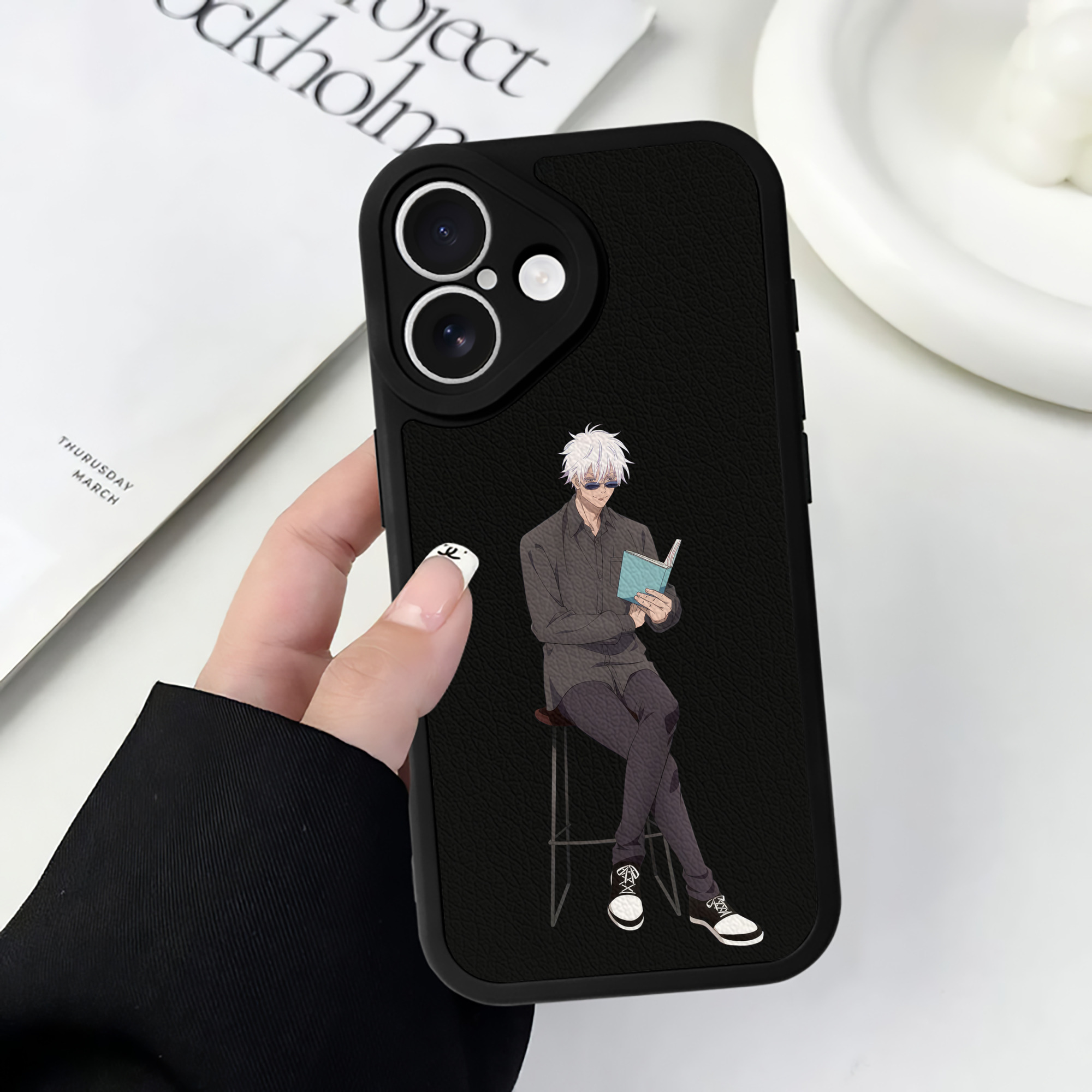 （画像用） 呪術廻戦 Jujutsu Kaisen 【iPhone 16シリーズ対応】シリコンスマホケース（レザー調） 材質：シリコン